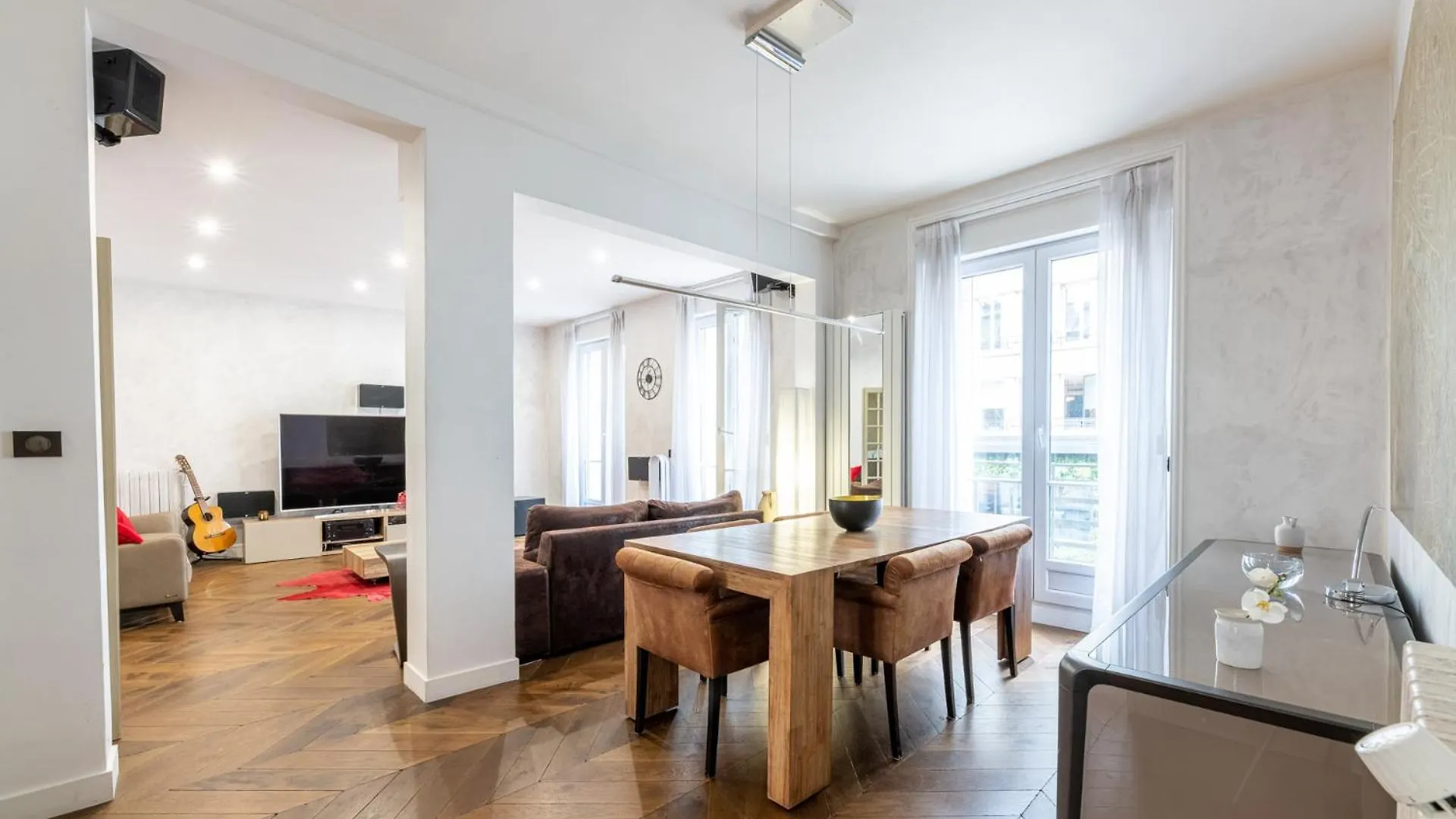 Paris Passy Spacieux 2 Chambres Balcon 0*,  France