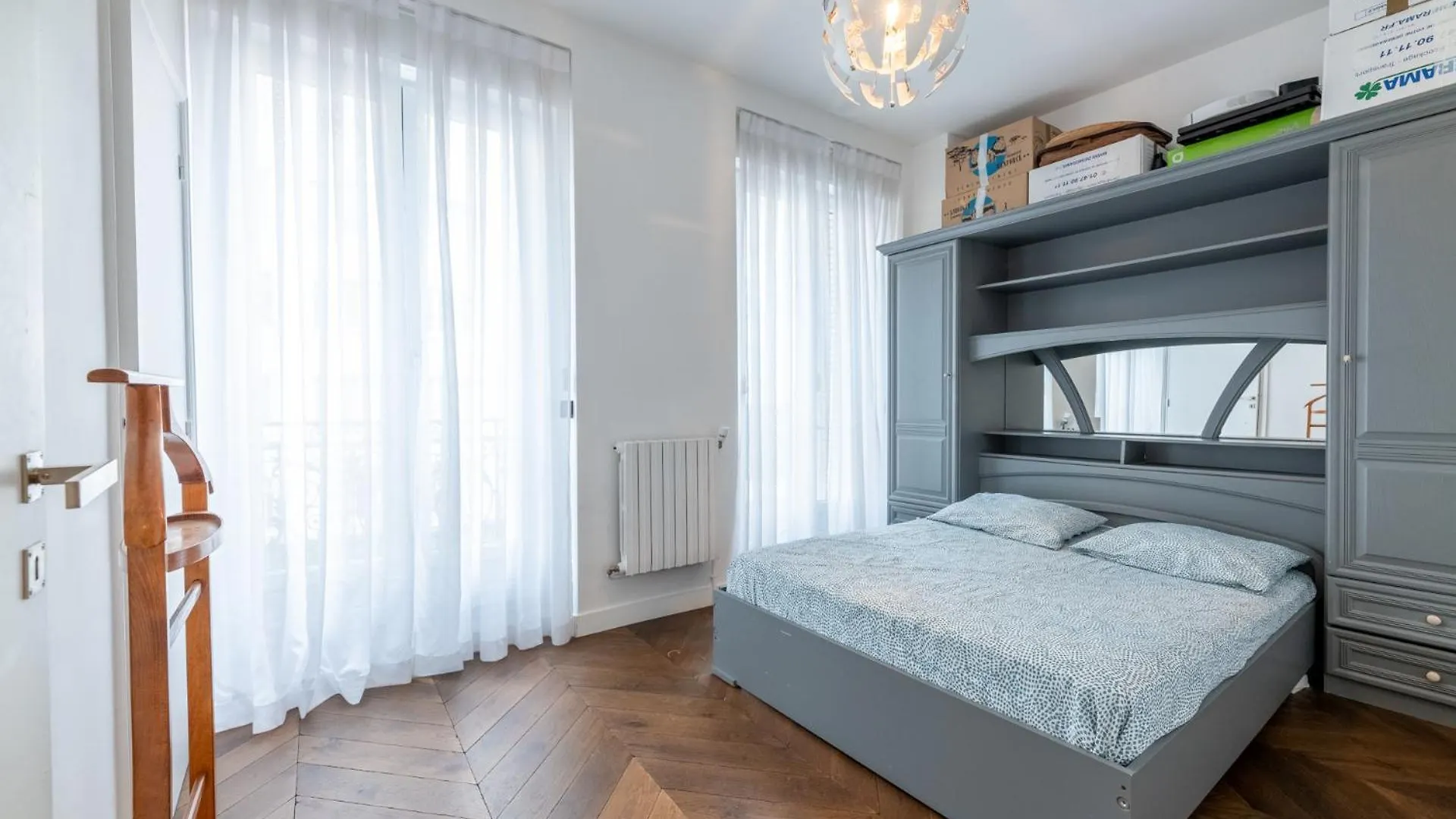 Apartment Paris Passy Spacieux 2 Chambres Balcon