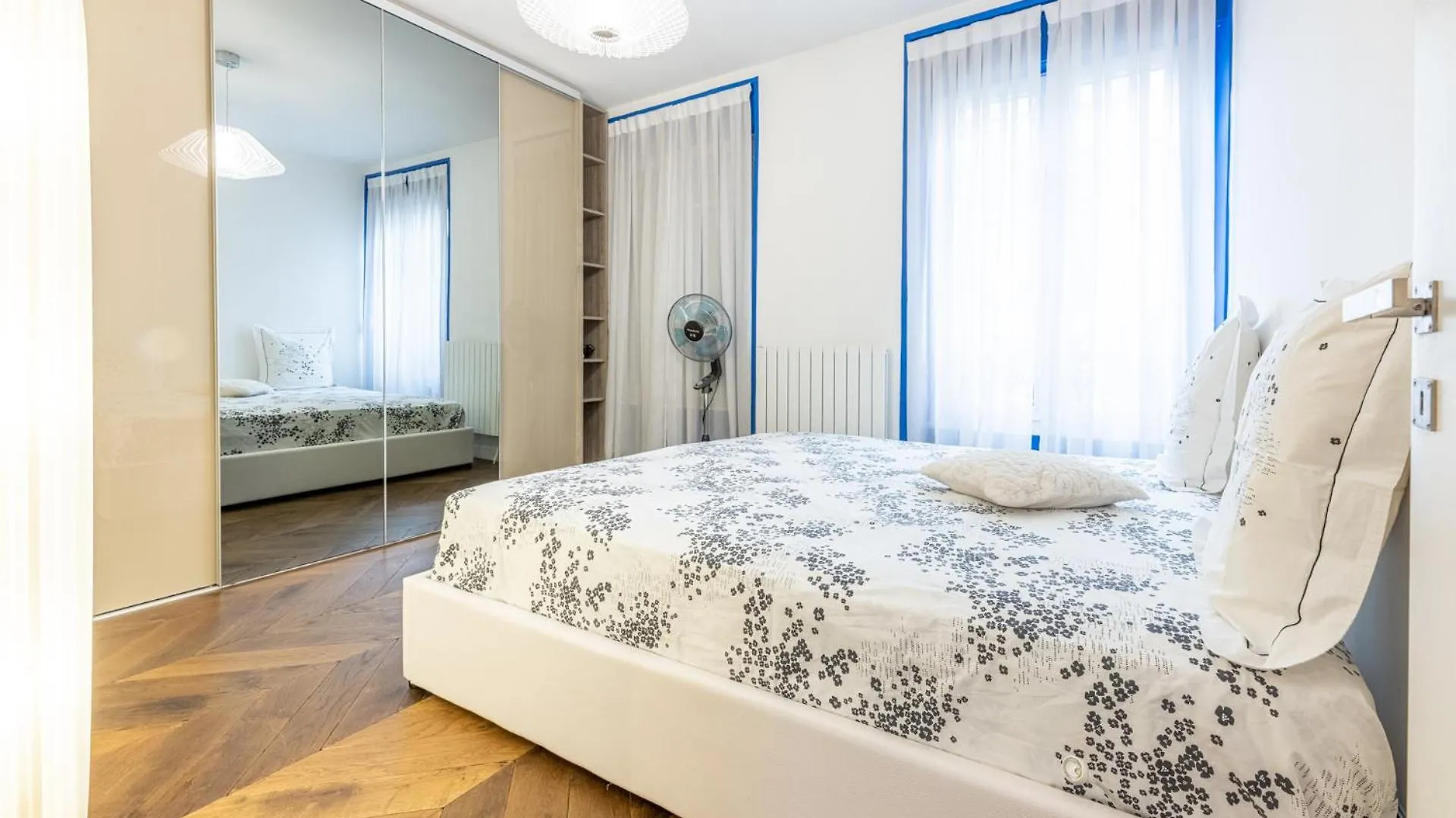 Apartment Paris Passy Spacieux 2 Chambres Balcon
